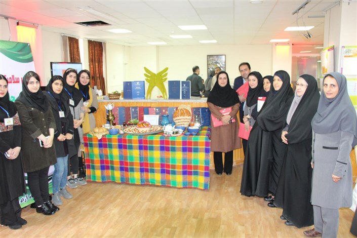 افتتاح ایستگاه و نمایشگاه سلامت به مناسبت گرامیداشت هفته سلامت در دانشگاه آزاد اسلامی واحد رامسر