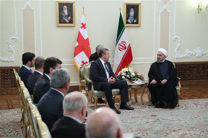 رئیس جمهوری : ایران از گسترش و تعمیق همکاری ها با گرجستان استقبال می کند