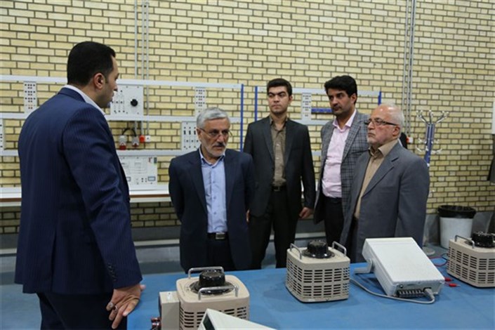 مجوز راه‌اندازی مرکز تحقیقات انرژی‌های تجدیدپذیرنوین دانشگاه آزاد اسلامی دماوند صادر شد