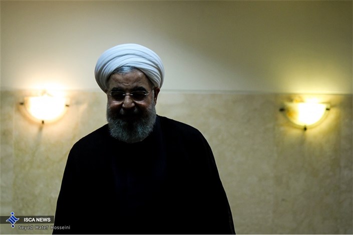 روحانی در جمع خبرنگاران: اعضای کابینه در مسیر جوانگرایی انتخاب خواهند شد