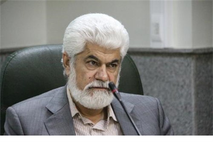 درخواست رئیس کمیسیون بهداشت از روحانی برای تعطیلی دو هفته‌ای تهران و کلانشهرها