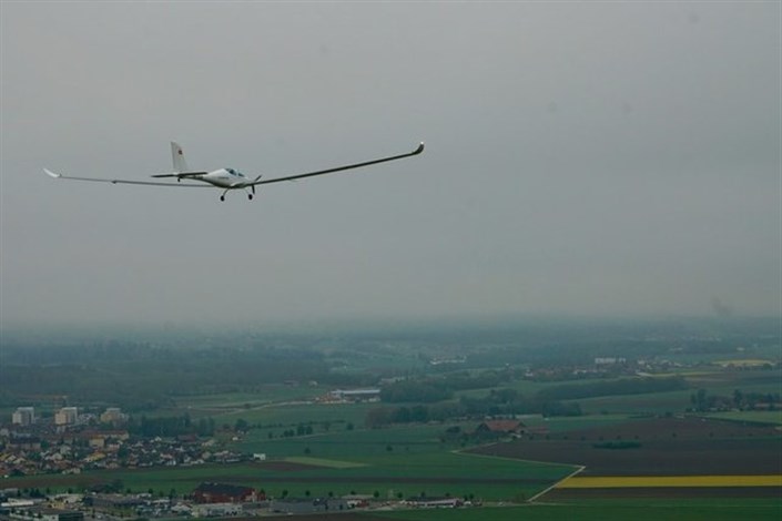 پرواز آزمایشی هواپیمای خورشیدی برای رفتن به استراتوسفر زمین
