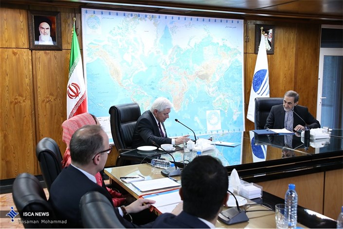 دکتر ولایتی: ایران برای برقراری روابط با اروپا اهمیت بالایی قائل است 