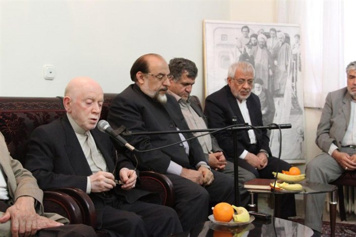 دیدار جمعی از اعضای شورای مرکزی حزب موتلفه اسلامی با خانواده شهید مطهری