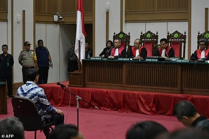 فرماندار سابق جاکارتا به خاطر توهین به قرآن به 2 سال حبس محکوم شد