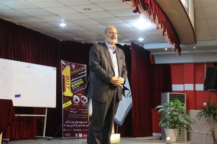 برگزاری همایش «تحول در زندگی، کسب و کار و کارآفرینی» در سما لاهیجان