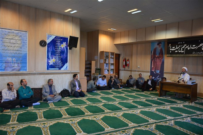 برگزاری مراسم ارتحال امام خمینی (ره) در دانشگاه آزاد اسلامی واحد بندر انزلی