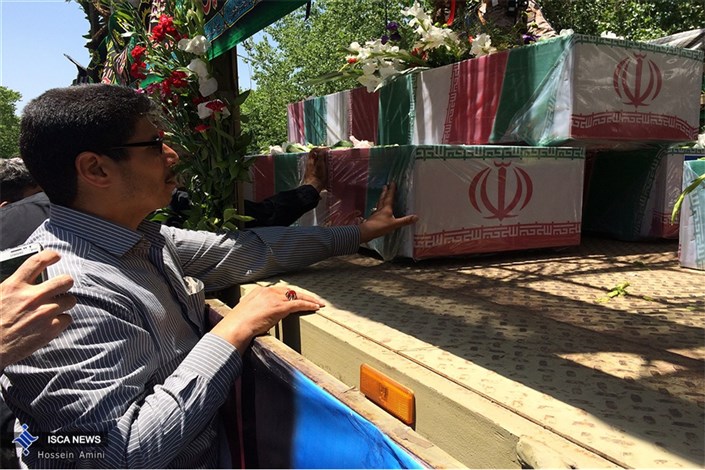 مراسم تشییع شهدای حادثه تروریستی تهران آغاز شد