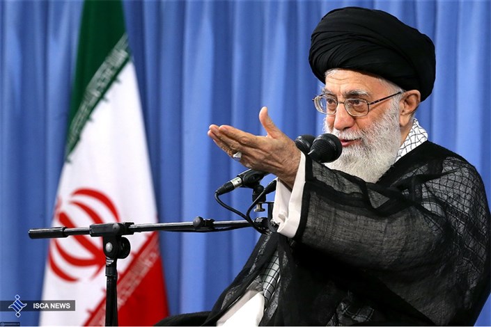 رهبر معظم انقلاب:  جمهوری اسلامی با اقتدار ایستاده و ملت به دشمنان سیلی خواهد زد