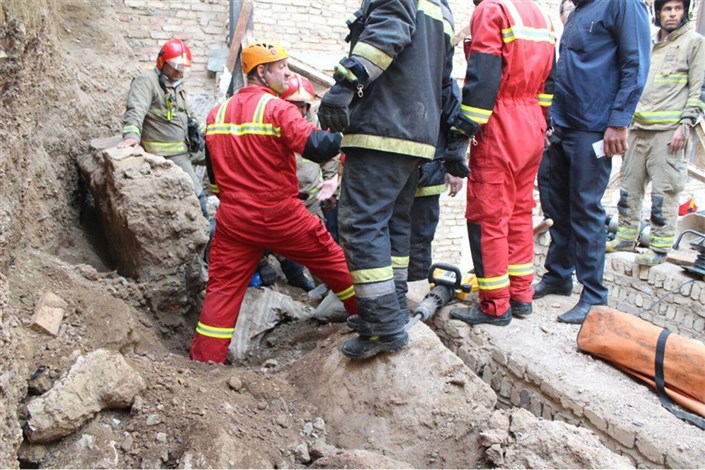  ریزش آوار در یک زمین گودبرداری در ظفر/ 3 نفر مصدوم شدند