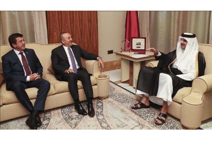 وزیر امور خارجه و وزیر اقتصاد ترکیه با مقامات قطری دیدار و مذاکره کردند