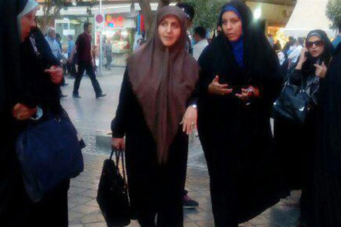 بازدید نمایندگان مجلس شورای اسلامی از نمایشگاه عفاف و حجاب