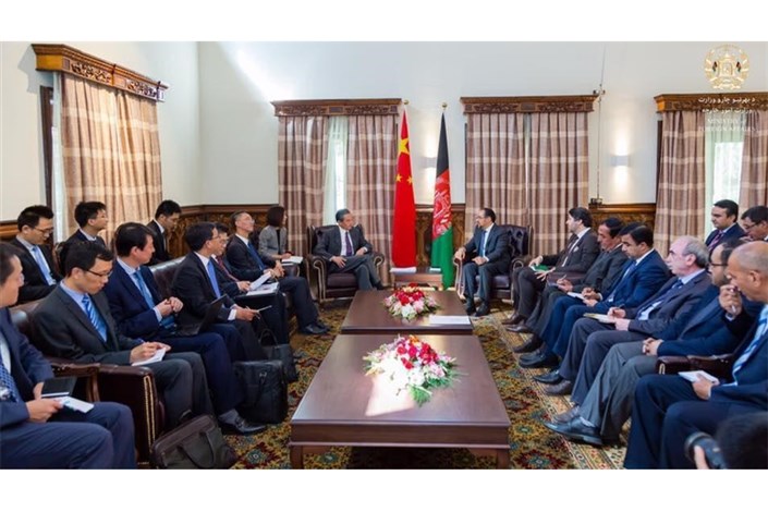 سفر وزیر خارجه چین به کابل؛ «پکن» برای میانجیگری افغانستان و پاکستان تلاش می‌کند
