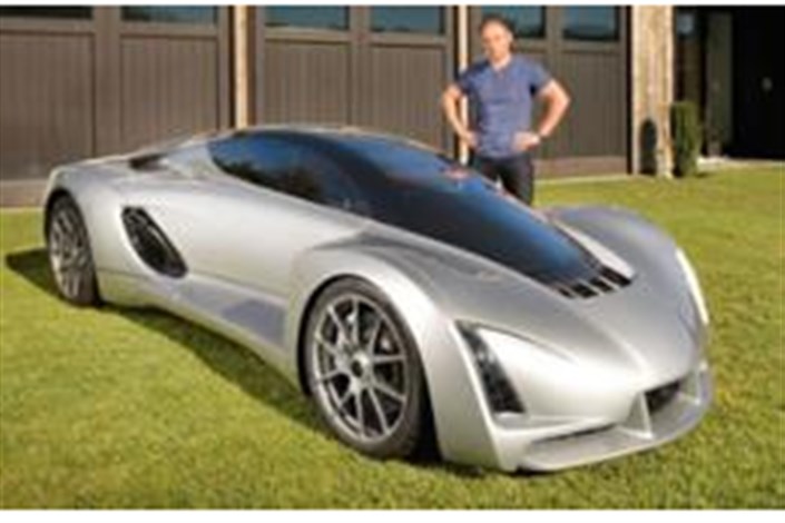 اولین خودروی چاپ سه بعدی شده جهان رونمایی شد