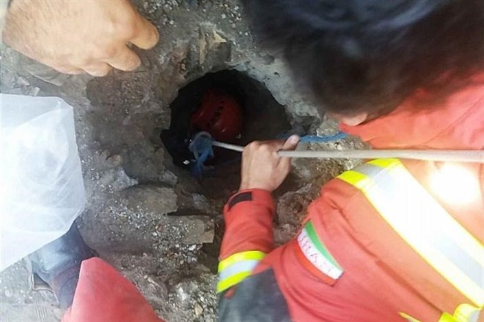 دختر بچه ۳ ساله پس از سقوط به چاه عمیق  نجات پیدا کرد/ تصاویر 