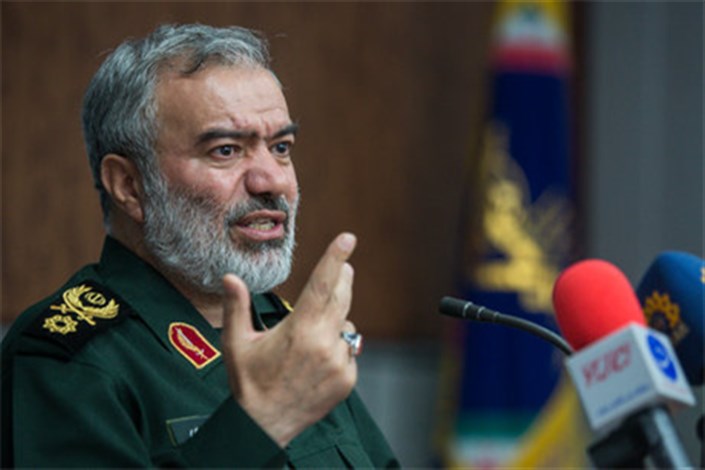 انتقاد از تغییر پرچم ایران در کشتی‌های شرکت نفتکش و کشتیرانی/هیچکس جرات نگاه چپ به کشتی‌های ایران را ندارد 