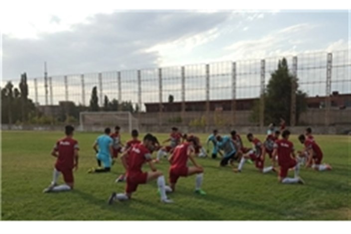 تیم امید همچنان در زمین بی کیفیت تمرین می‌کند/ بی توجهی قرقیزستان به اعتراض کاروان ایران