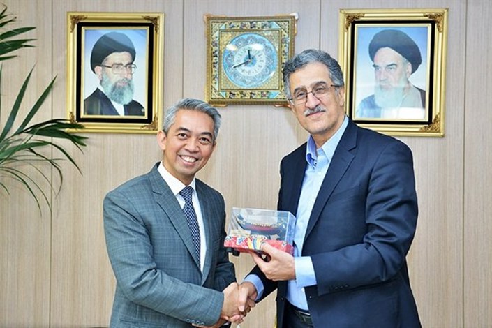 بانک اندونزی با بانک‌های ایرانی همکاری می کند