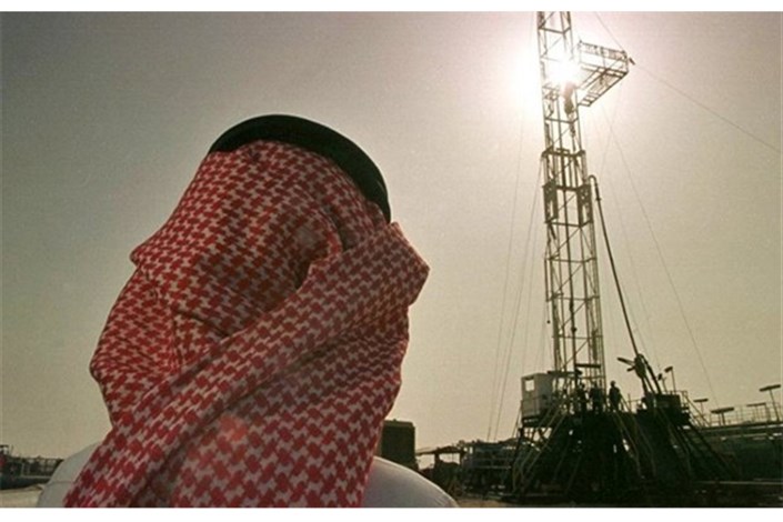 عربستان صادرات نفت خود را کاهش می دهد