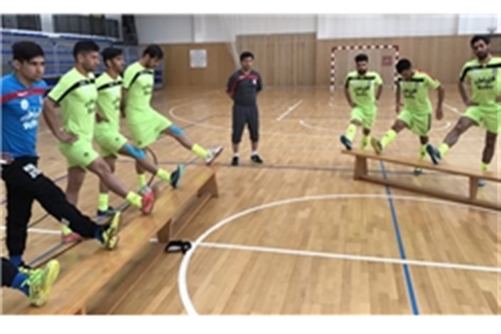ملی‌پوشان فوتسال تمرینات پیش از بازی با تایلند را برگزار کردند