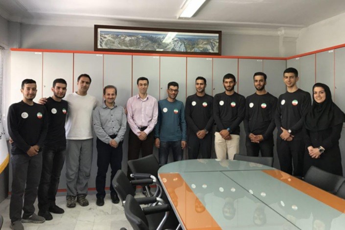 اعزام دانشجوی واحد بجنورد به همراه تیم امید ایران به دومین قله مرتفع تاجیکستان 