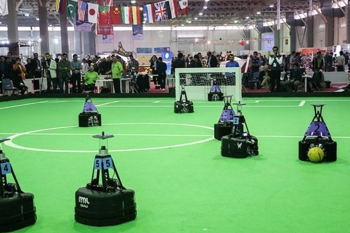 عجیب اما واقعی/شکست تیم فوتبال انسان ها برابر ربات ها در سال 2050