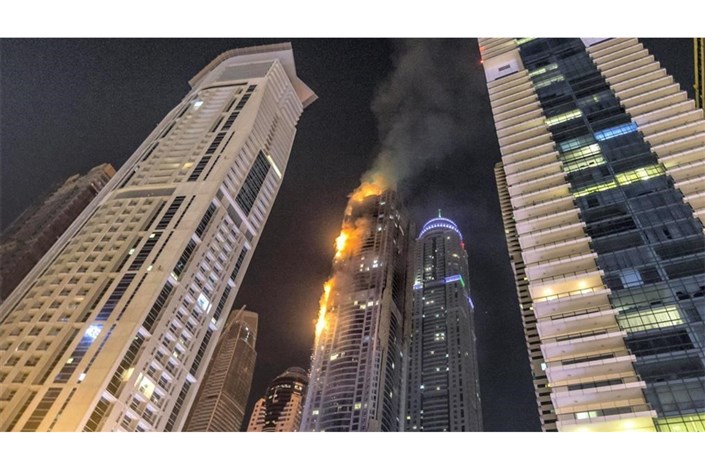 بزرگترین برج مسکونی جهان  برای دومین بار آتش گرفت/ عکس