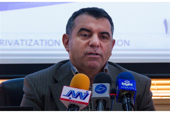 وزیر ورزش برای واگذاری باشگاه استقلال و پرسپولیس اعلام آمادگی کرد