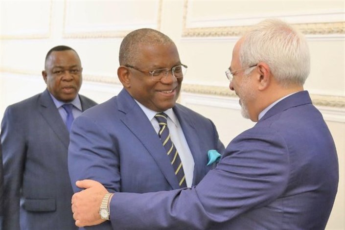 دیدار وزیر امور خارجه آنگولا با ظریف