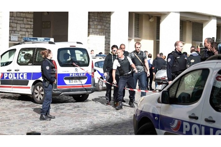 شش سرباز فرانسوی در حمله یک اتومبیل زخمی شدند