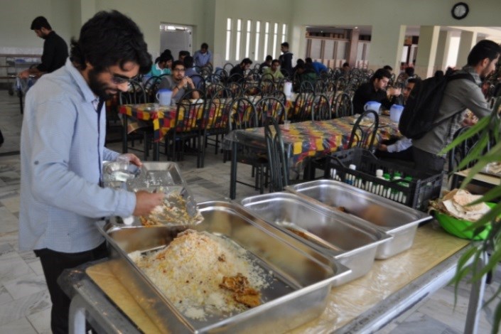  57 درصد دانشجویان به ندرت از نوشابه استفاده می کنند/بررسی  وضعیت تغذیه ای دانشجویان ایران