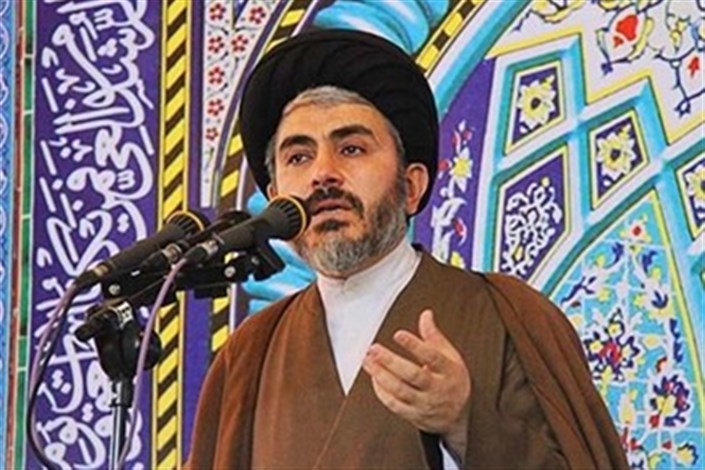 واکنش امام جمعه ارومیه به نامه درخواست کنندگان مذاکره با آمریکا