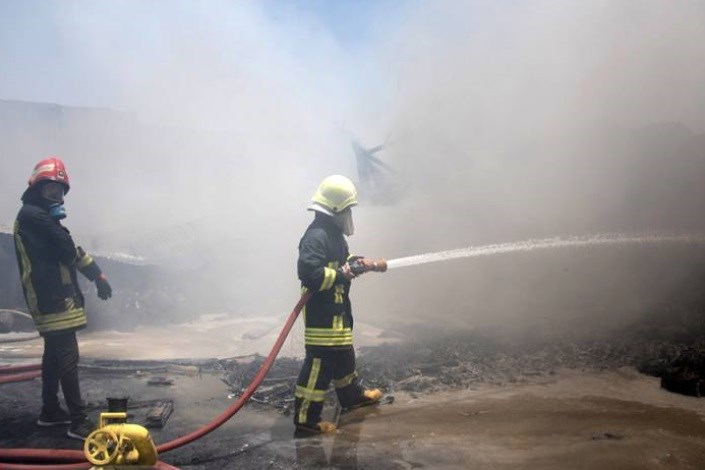 آتش سوزی در پاساژ متروکه درخیابان حافظ