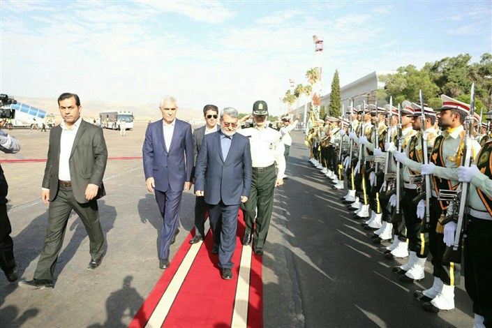 ورود وزیر کشور به استان فارس
