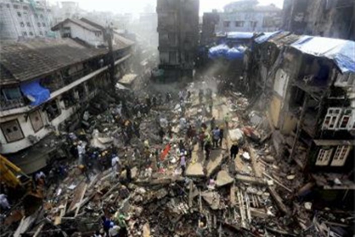 تلفات فرو ریختن ساختمان در بمبئی هند به 22 نفر افزایش یافت +تکمیلی