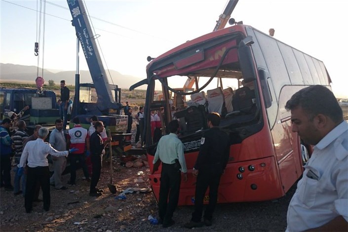 میرزاده: حضور3  وزیر کابینه دوازدهم  در خانه ملت/ فردا  بررسی حادثه تصادف اتوبوس دانش‌آموزان هرمزگانی 