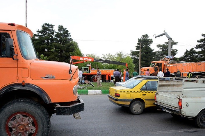 تردد کامیون در ۲ منطقه تهران برای  طرح‌های شبانه است