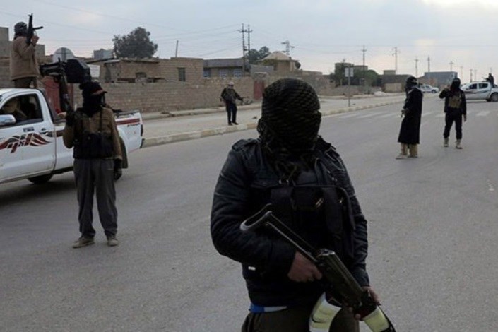 داعش 110 غیرنظامی را به دار آویخت