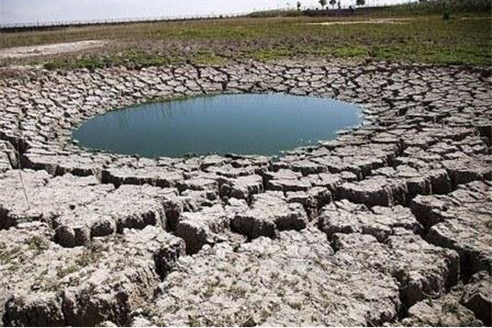 غارت آب کماکان در کشور ادامه دارد/ چرخ منابع مالی برای مهار آب‌های زیرزمینی نمی‌چرخد /  ایران تا 20 سال دیگر قابل سکونت نیست
