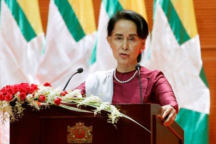 سوچی و محکوم کردن قتل عام مسلمانان در میانمار!