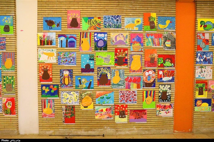 نمایش آثار برتر جشنواره نقاشی کودکان بیمار در هفته ملی کودک