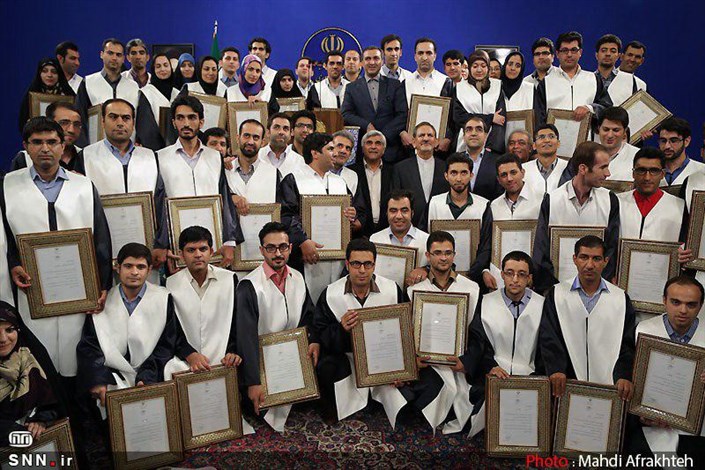 1000نفر در جشنواره دانشجوی نمونه ثبت نام کردند / مهلت ثبت نام تا پایان مهر
