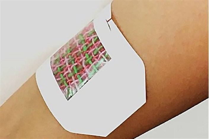 انتقال دارو به بدن با چسب زخم موبایلی