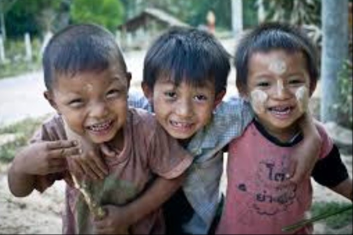  کودکان میانمار در آینه تصویر