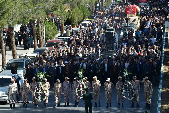 تشییع و تدفین 3 شهید گمنام در بوستان دانشجوی دامغان