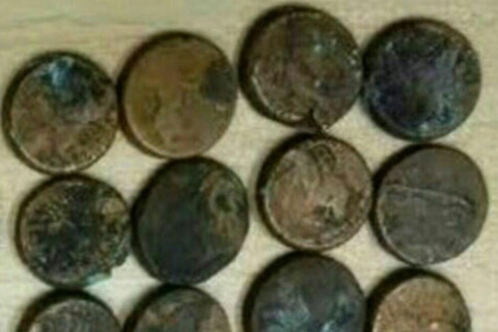  کشف سکه های قدیمی در فردوس