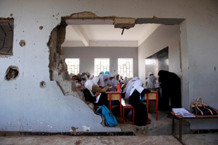 حملات هوایی عربستان به مدارس یمن