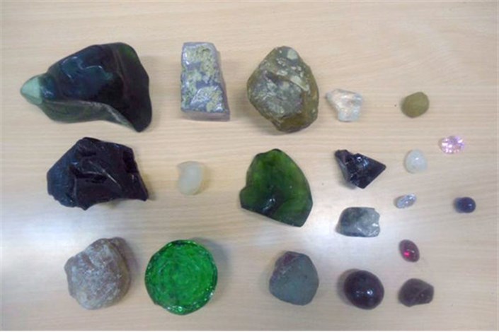 بررسی  تجاری‌سازی سنگ‌های قیمتی در یک نشست  