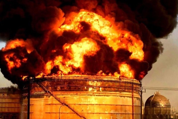 اعزام هیئت ویژه مجلس به خوزستان برای بررسی علل آتش‌سوزی دکل نفتی