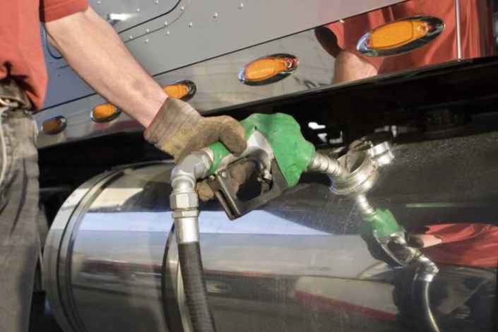 اجرای استاندارد اجباری گازوئیل از سال ۹۹/ گوگرد گازوئیل چندین برابر حد مجاز
